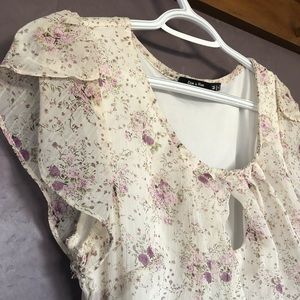 Flowy/Ruffled/ Flower Print Keyhole Dress